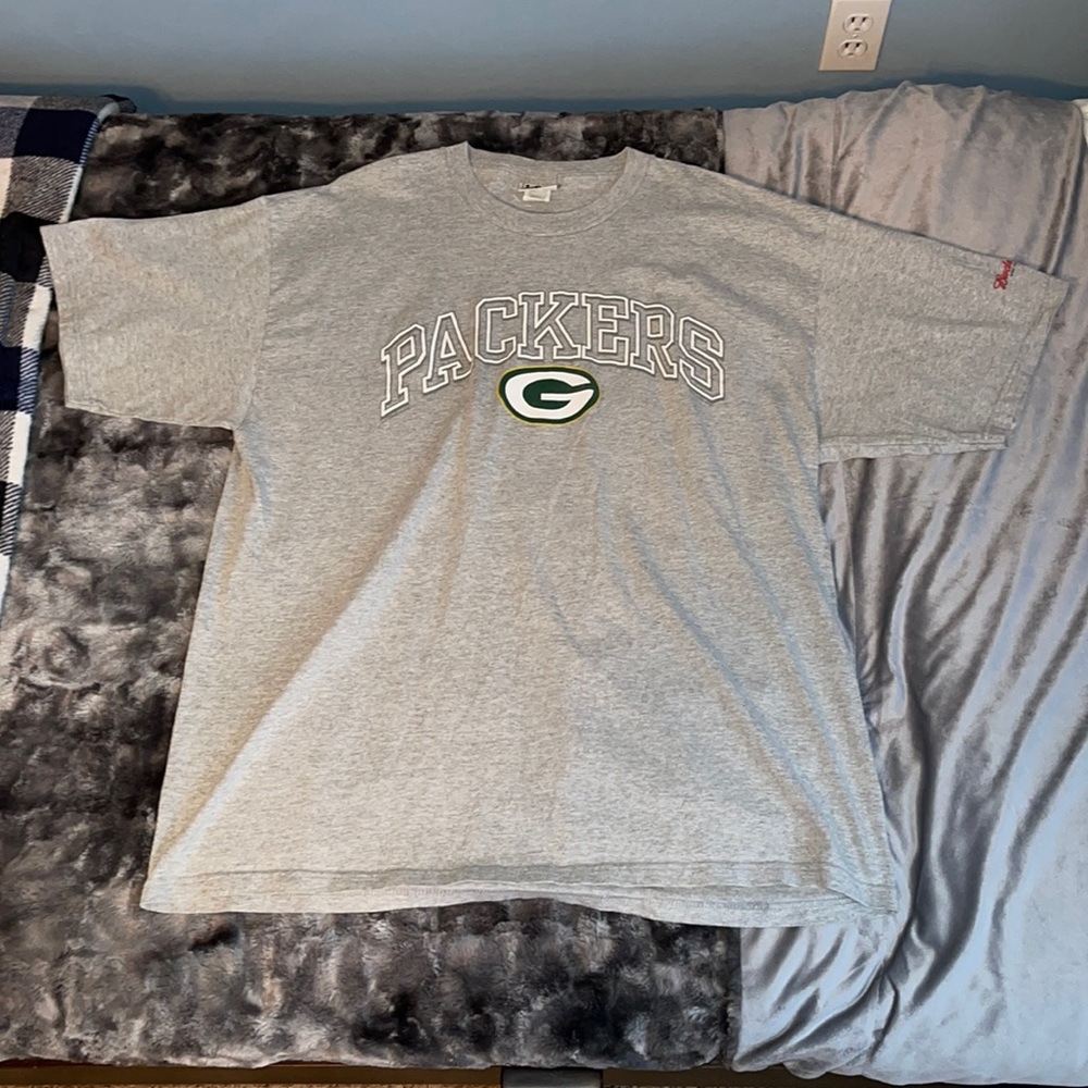 Lee Sport Green Bay Packers shirt. Men’s size 2XL